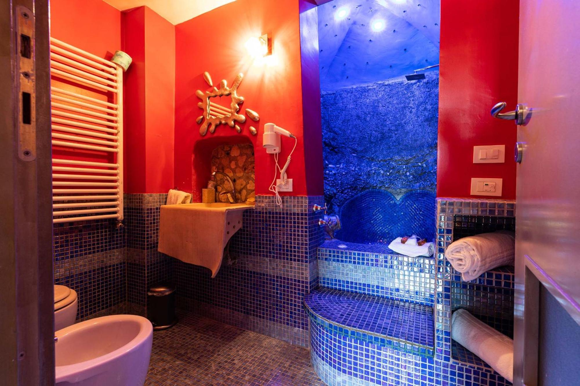 Ille-Roif Resort&Spa Fara in Sabina エクステリア 写真